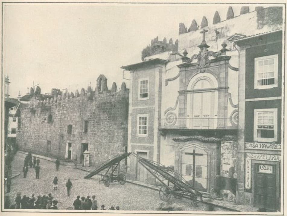 Braga - Castelo de Braga – Porta de Sousa
