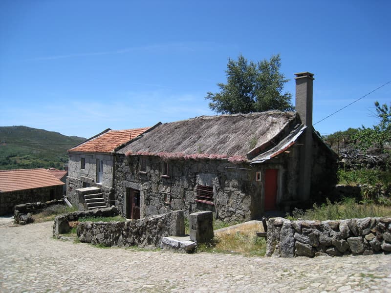 Aldeia de Lamas de Olo