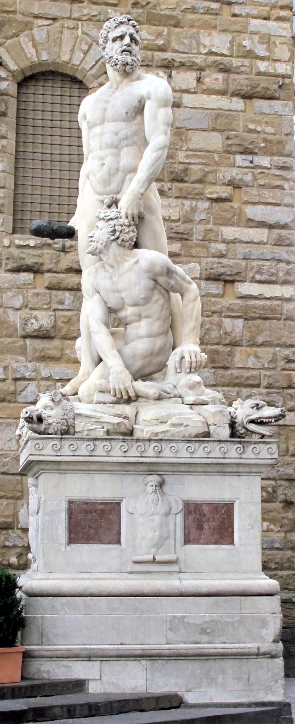 Piazza Ercole