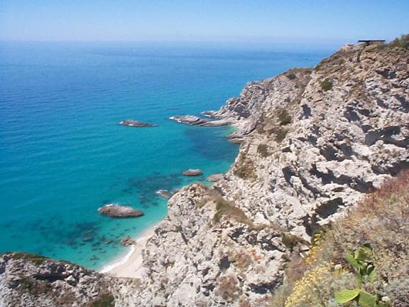 Spiaggia di Capo Vaticano - Grotticelle
