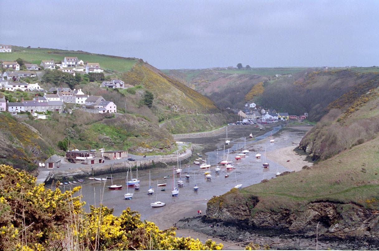 Solva Harbour et village