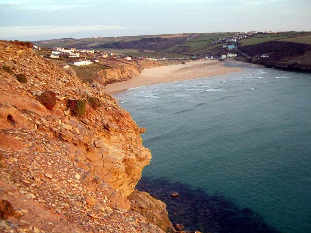 Mawgan Porth Beach