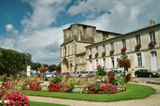 Cloître de la Collégiale