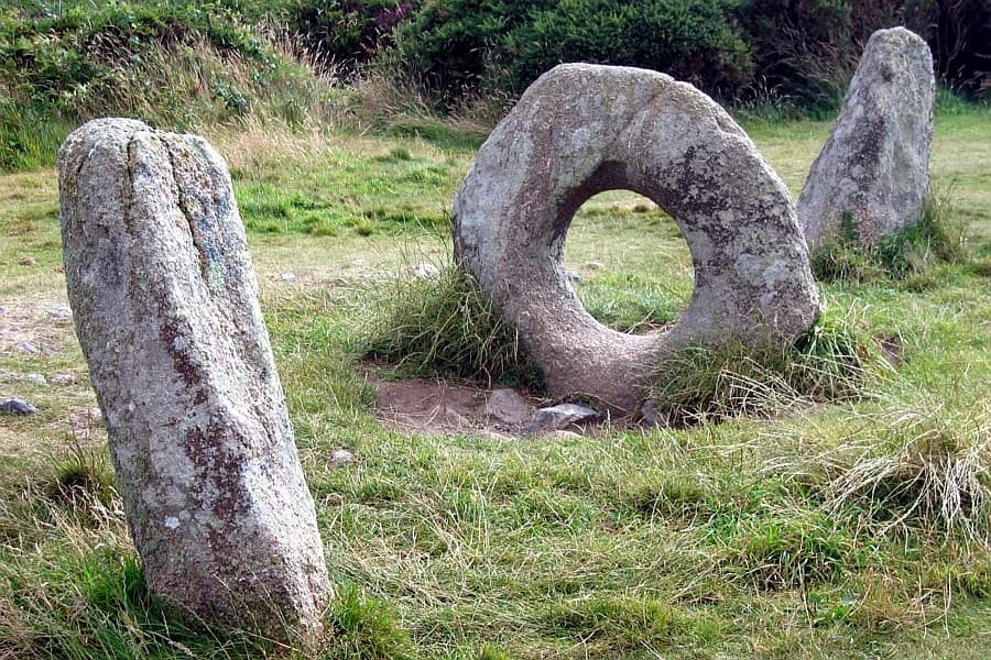 Men-an-Tol