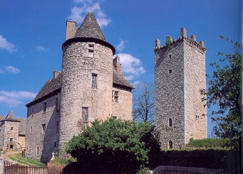 Église romane de Sénergues