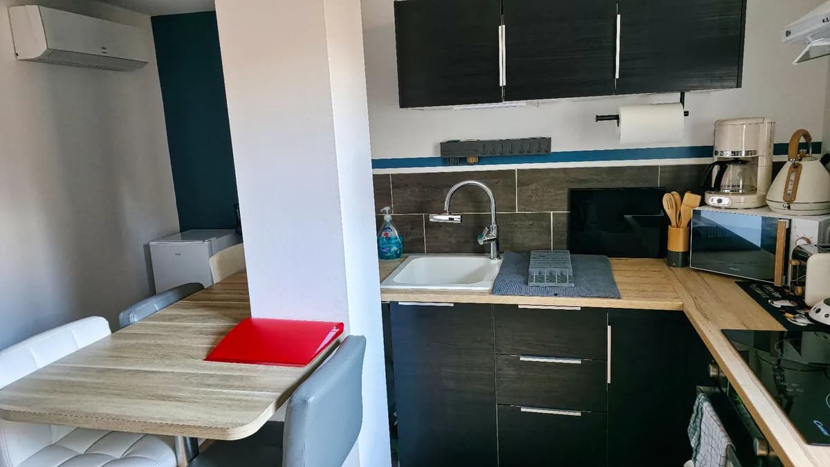 cuisine-equipee-appartement-millau-aveyron