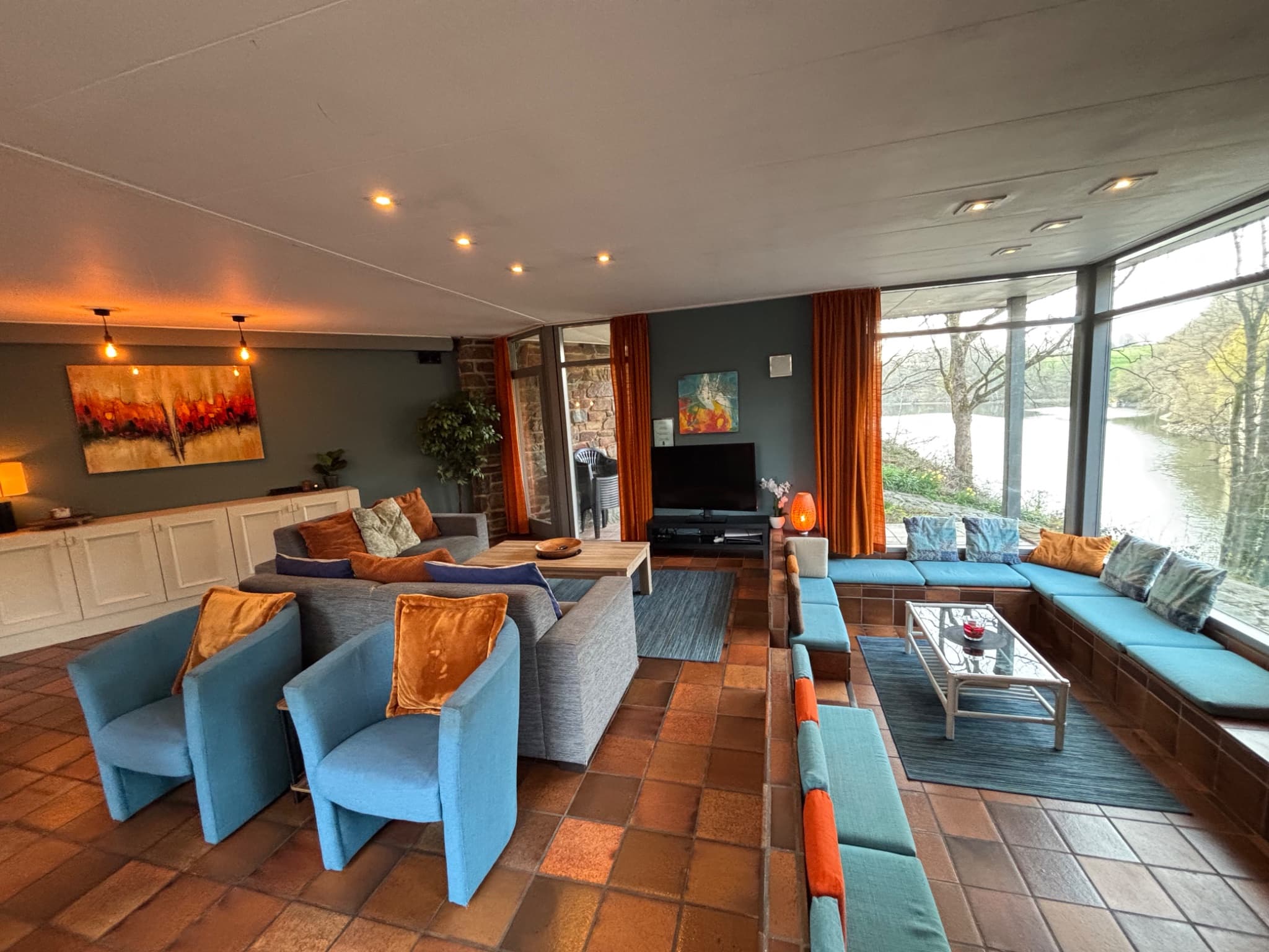 DHN - Living room (09)