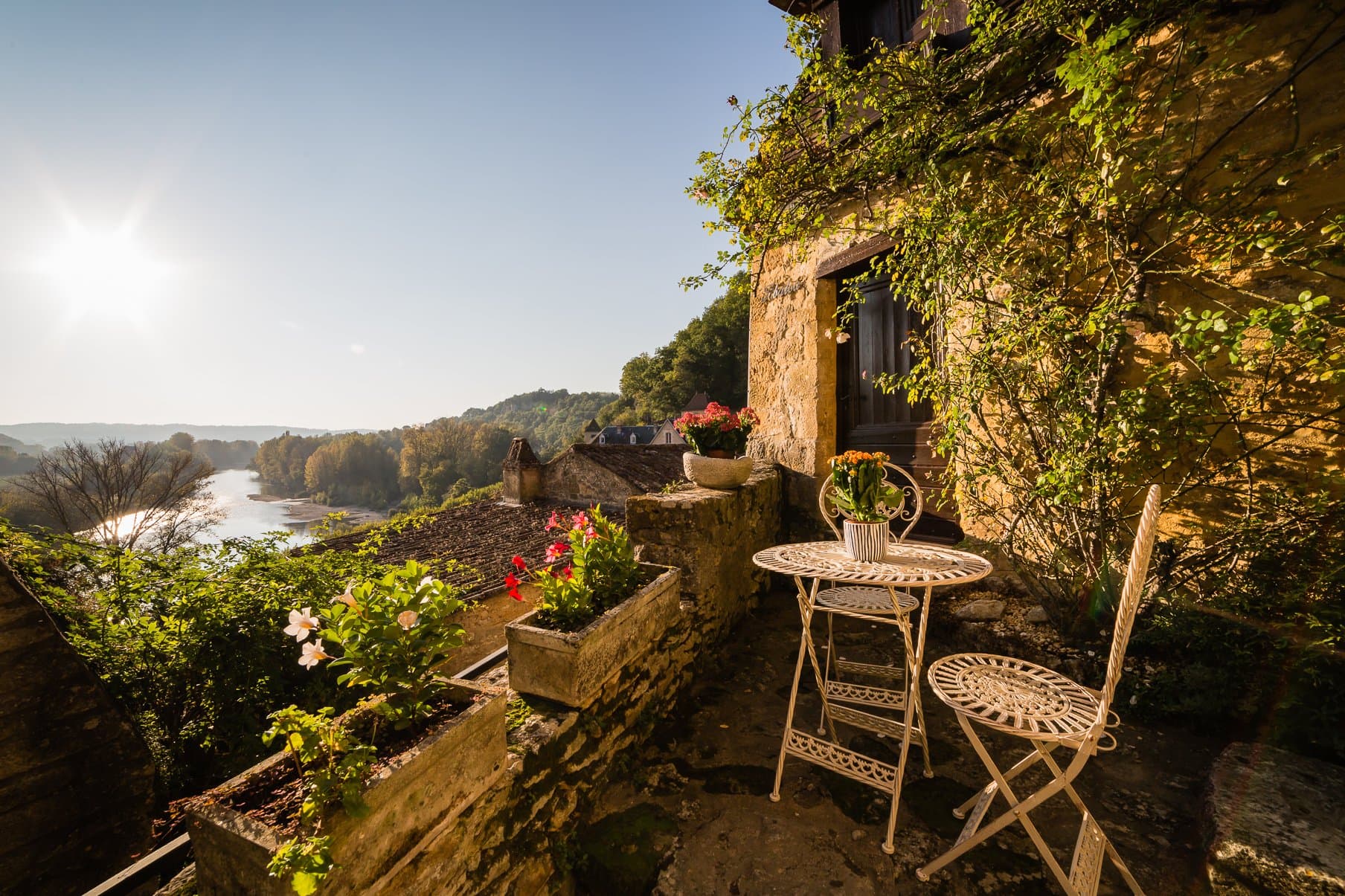 Entry with river'sview - Copie