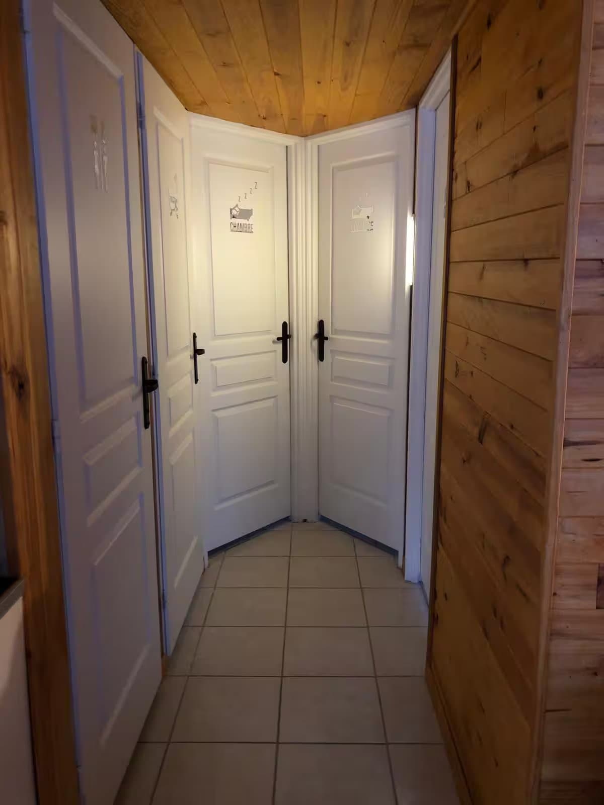 Chalet 9